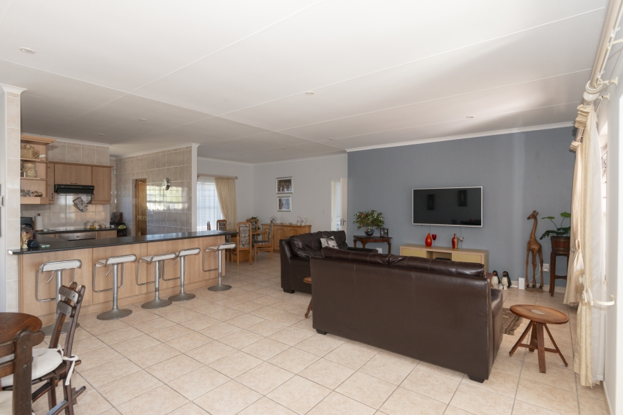 3 Bedroom Property for Sale in Country Club Western Cape